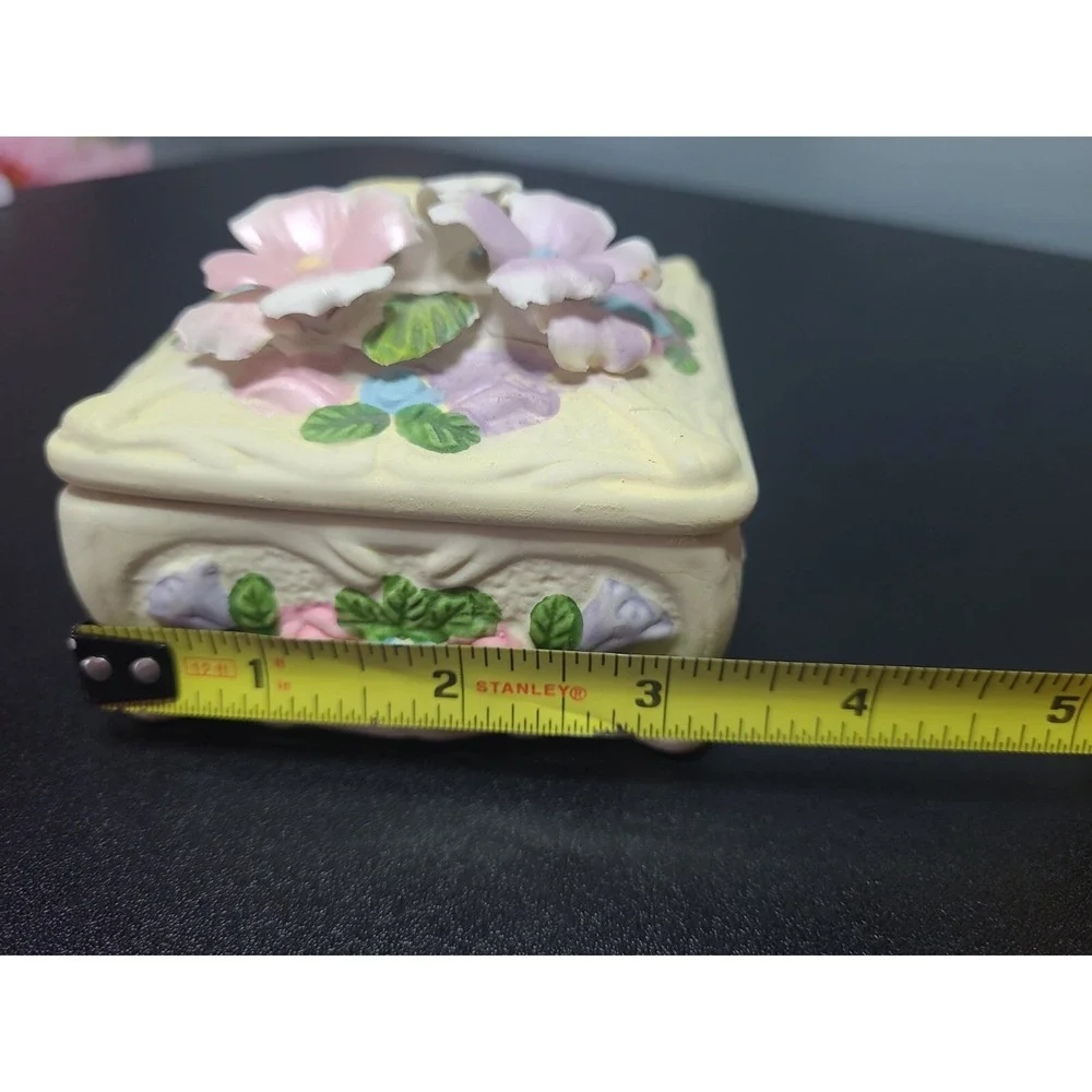 Vintage‎ 1980's 3D Floral Box Porcelain Bisque Yellow Square trinket box